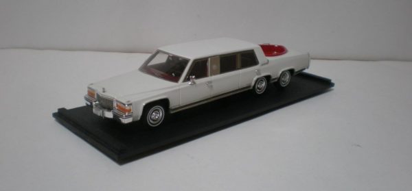 1982 Cadillac stretch limousine with jacuzzi