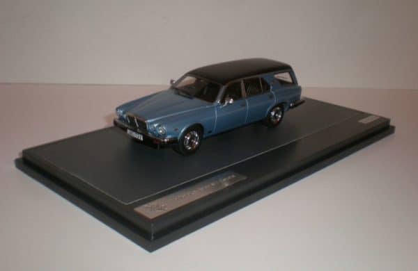 Jaguar XJ SIII Estate Ladbroke-Avon a