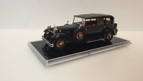 1930-1931 MB 460 Nurburg Cabriolet F closed (2)