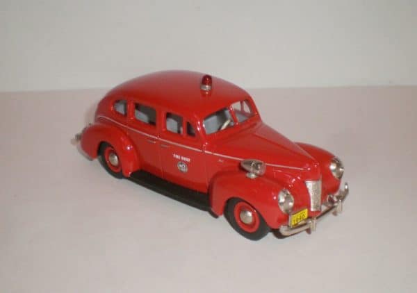 1940 Ford Fire Chief's car USA Models USA-13 (4)