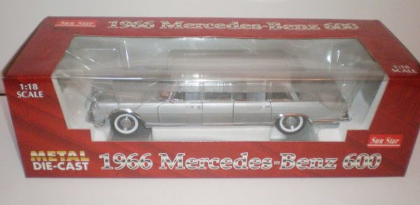 1966 Mercedes Benz 600 Limousine Sun Star (2)