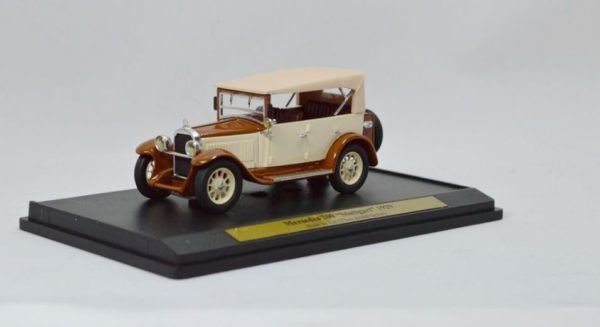 1928 Mercedes Benz 260 Tourenwagen closed (2)