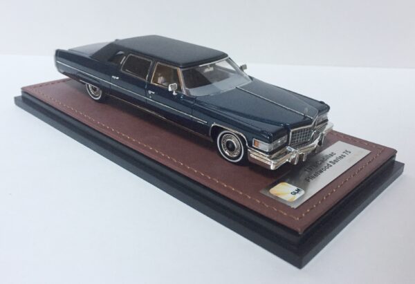 1976 Cadillac Fleetwood series 75 blue GLM 123601 (2)