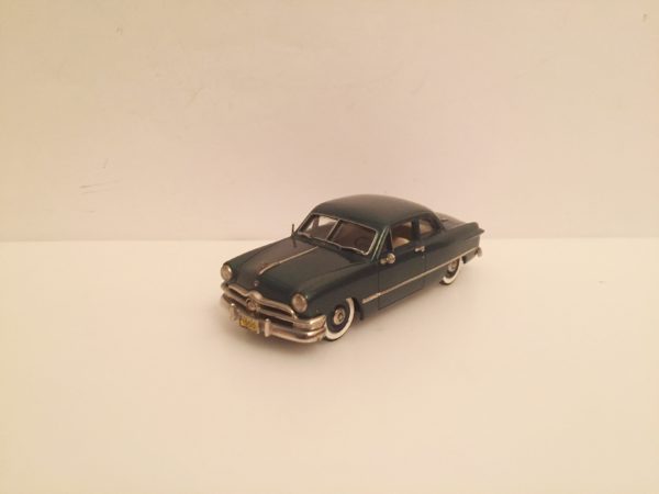MC-11 1950 Ford Coupe (11)