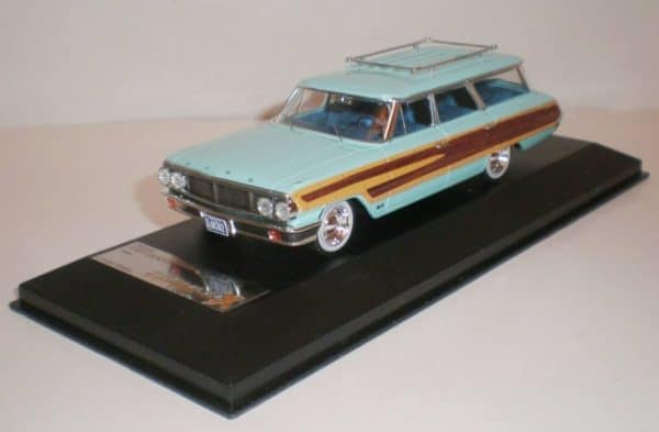 1964 Ford Country Squire (1)