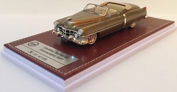 GIM 029a 1951 Cadillac 62 Convertible (8)